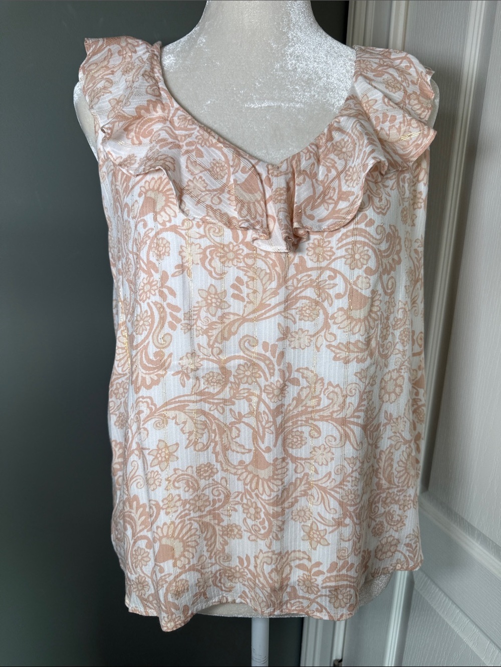 LOFT Blush Floral Ruffle Neck Sleeveless Blouse Size Medium